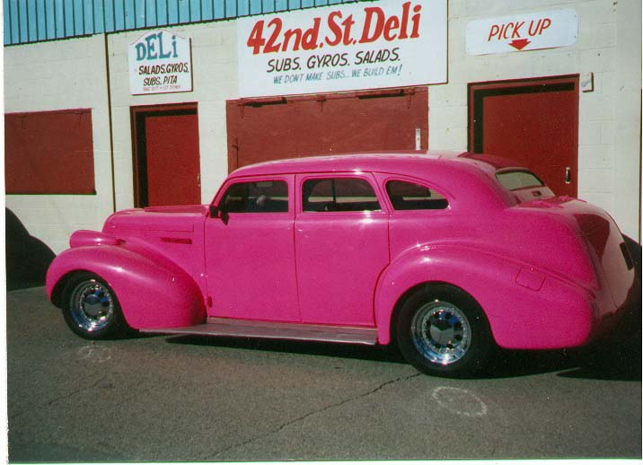 sedan.jpg (75517 bytes)